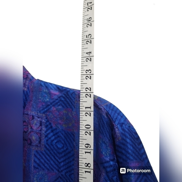 100% Silk Reversible Jacket - Picture 7 of 9